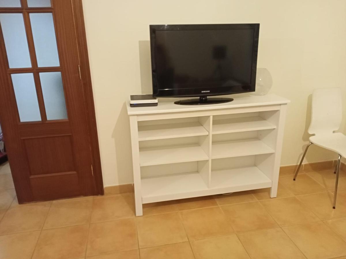 Cheerful 3 Bedroom Town House With Garage Тегесте Экстерьер фото