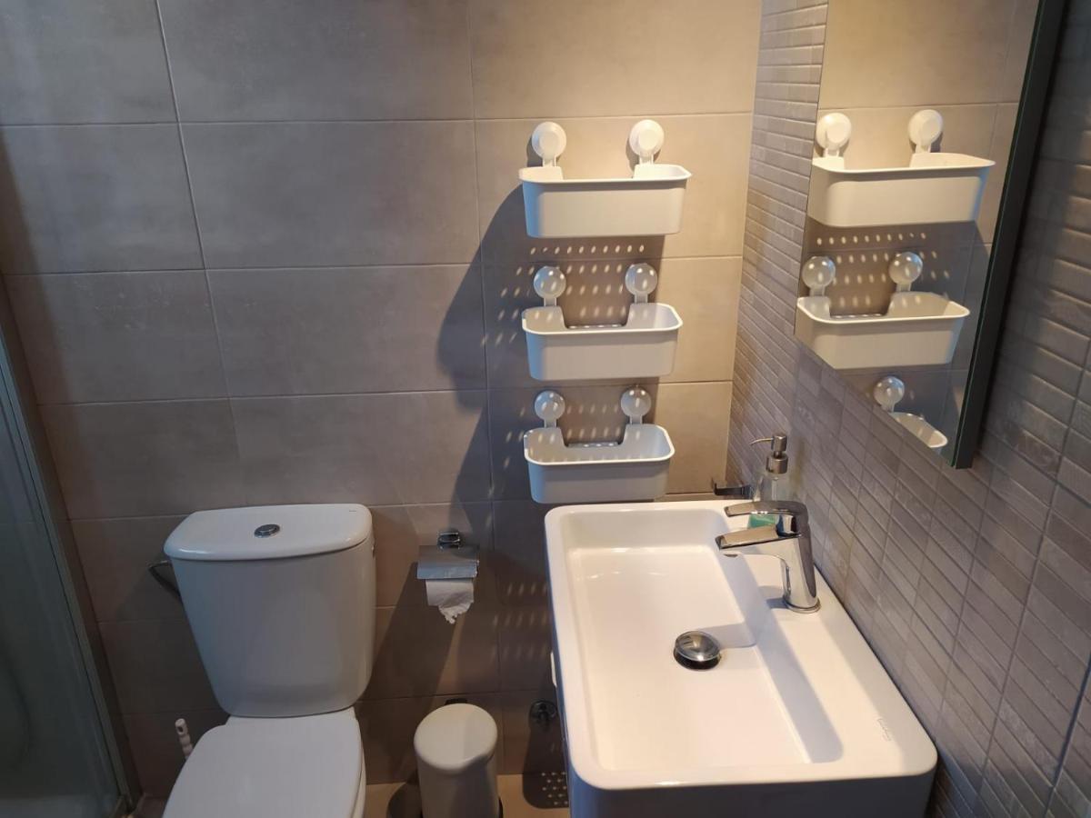Cheerful 3 Bedroom Town House With Garage Тегесте Экстерьер фото