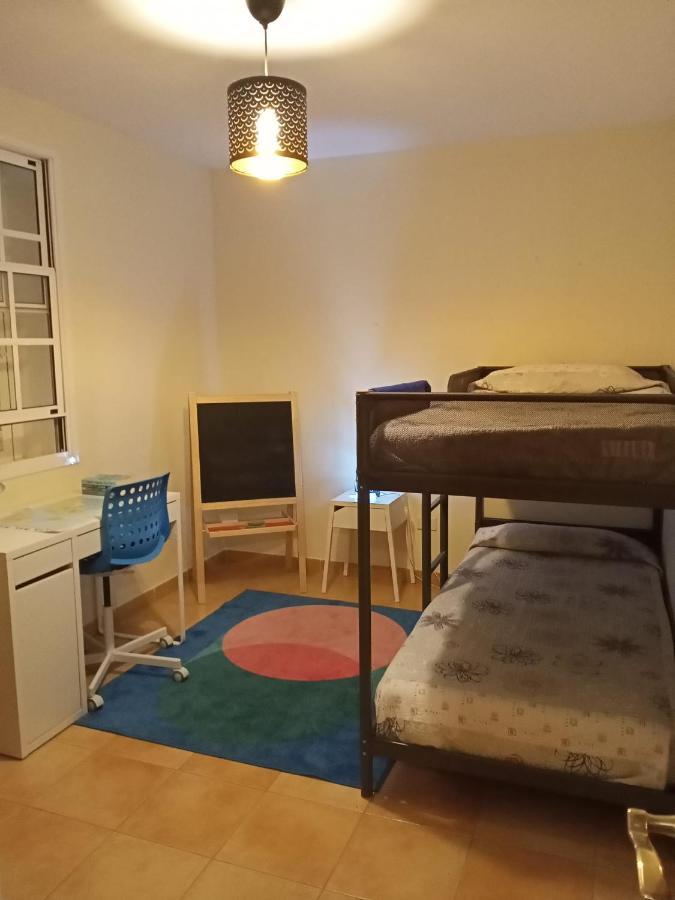 Cheerful 3 Bedroom Town House With Garage Тегесте Экстерьер фото