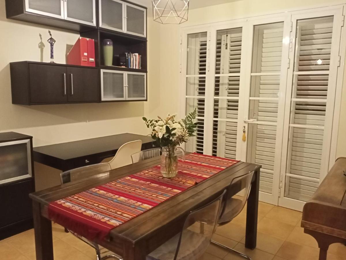 Cheerful 3 Bedroom Town House With Garage Тегесте Экстерьер фото